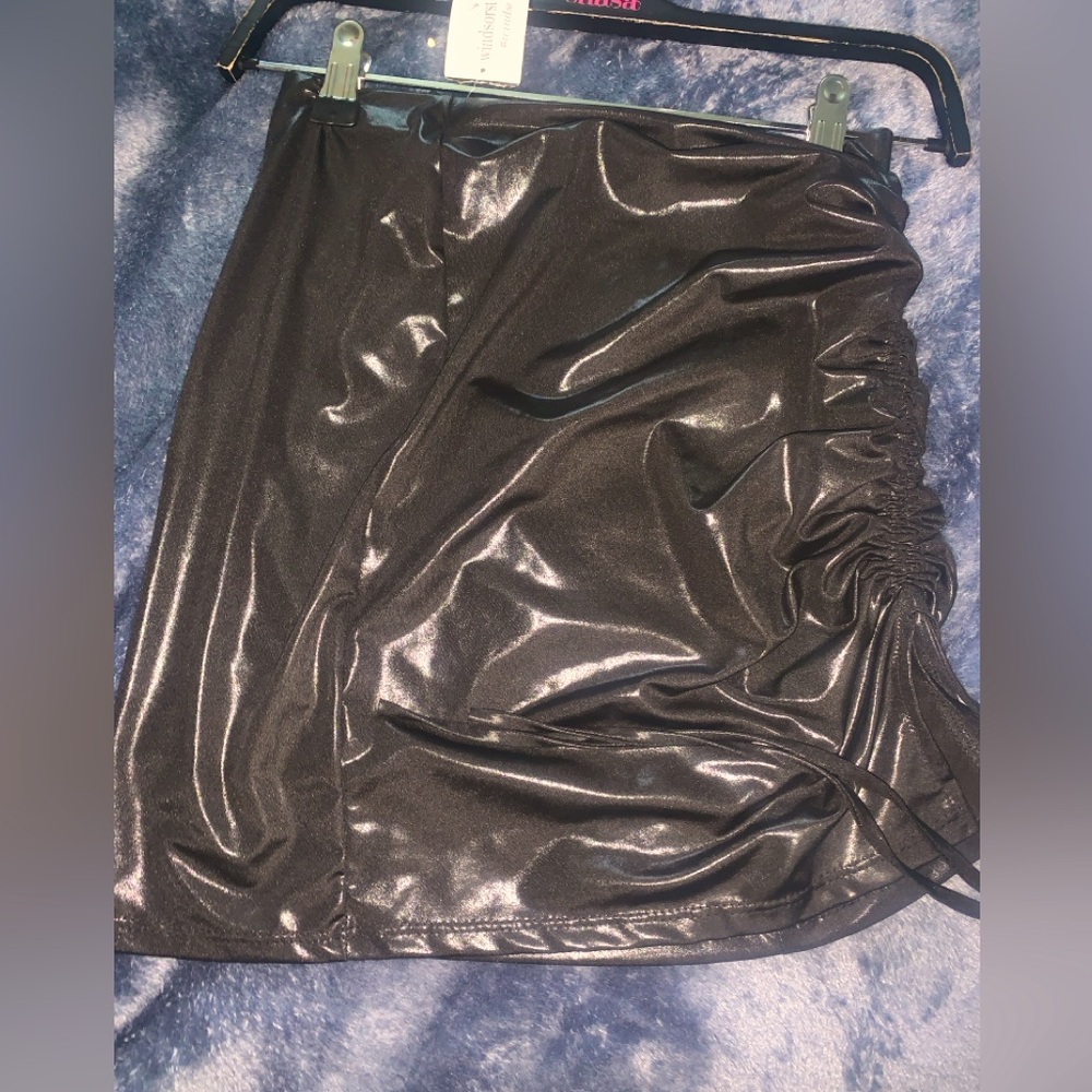 Brand new skirt